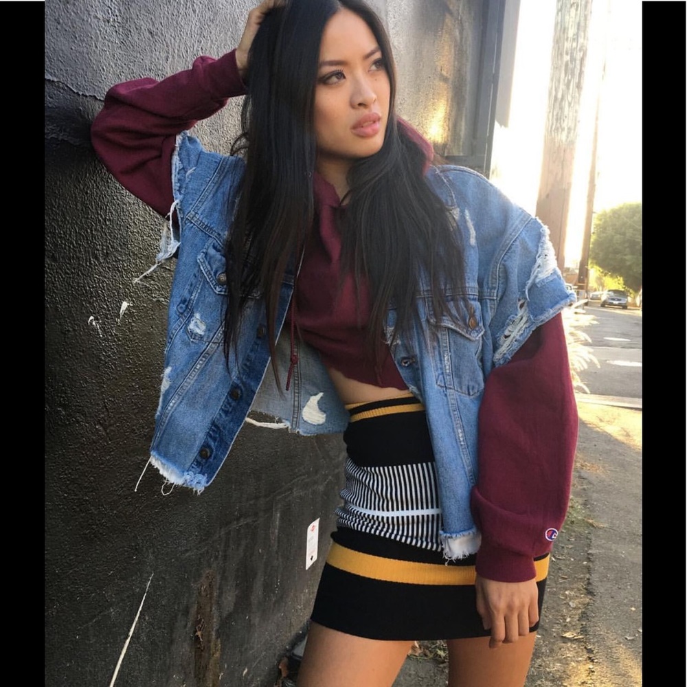 LF Black yellow striped knit skirt